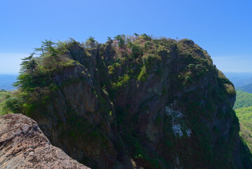 Fototapeta premium 大分県の傾山、前傾から望む傾山