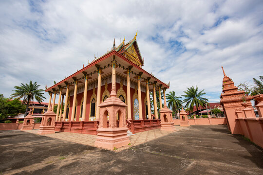 THAILAND PRACHINBURI CITY WAT KAEW PHICHIT PHRA ARAM LUANG