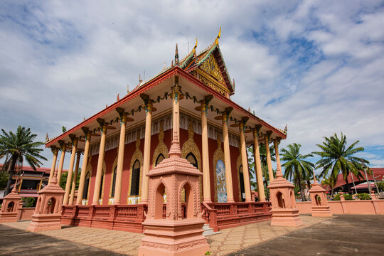 THAILAND PRACHINBURI CITY WAT KAEW PHICHIT PHRA ARAM LUANG
