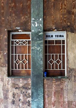 Cine Teatro Africa ticket booth, Maputo Province, Maputo, Mozambique