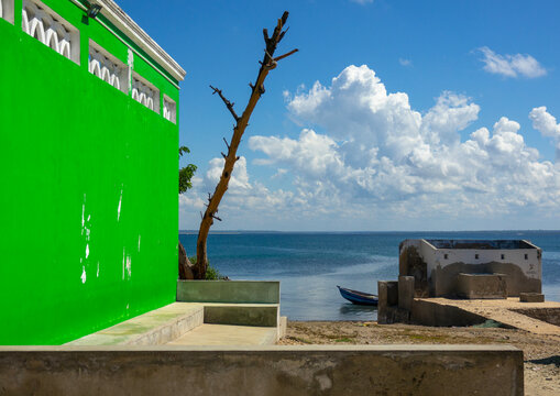 Green mosque on the sea, Nampula Province, Island of Mozambique, Mozambique