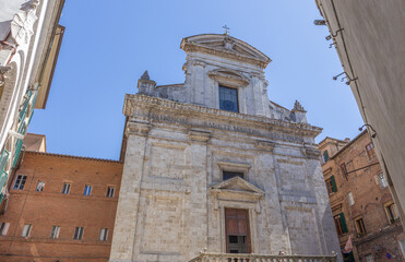 Naklejka premium Fassade der Kirche San Martino in Siena, Italien. 