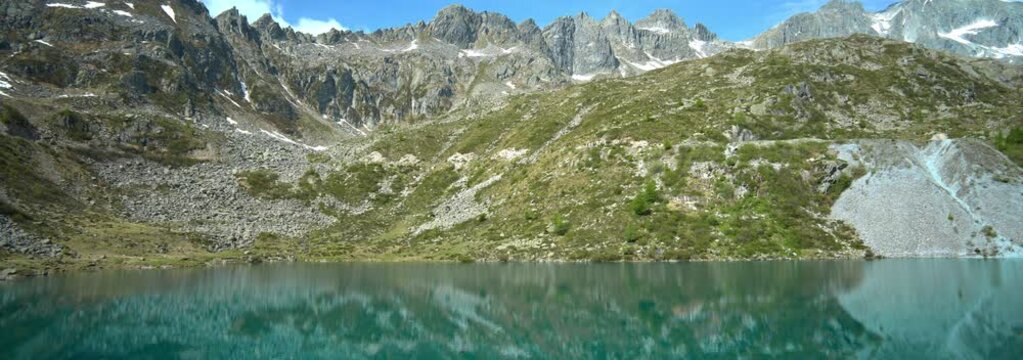  Anamorphic Lens - Fantastic Cornisello lake