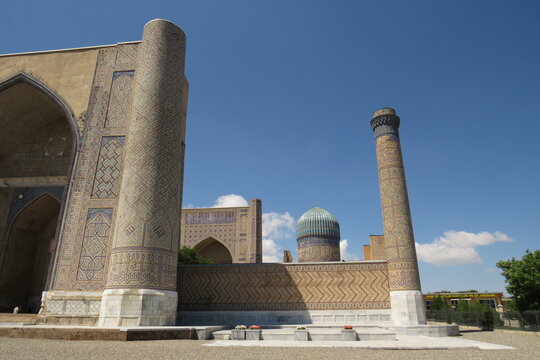 Bibi Khanum Mosque and complex. (14th-15 century). World Heritage. Historic city of Samarkand. Uzbekistan. 