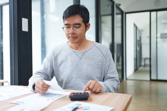 Finance Accounting Calculation For Billing Saving Money Investment And Budget Planning