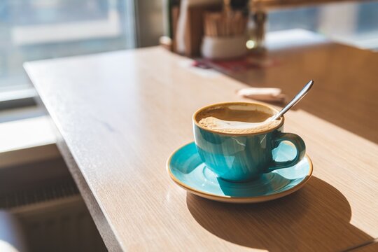 TAZA DE CAF&Eacute; Y GRANO DE CAF&Eacute;