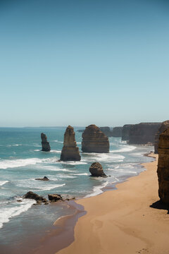 Twelve Apostles, iconic ocean cliffs
