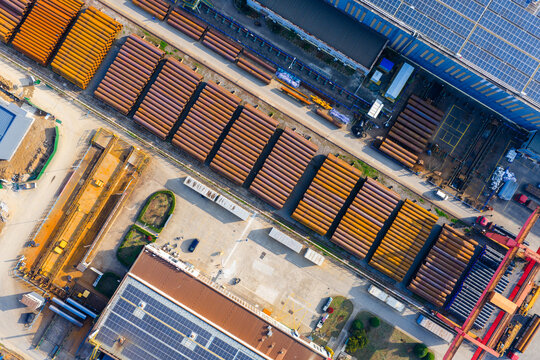 Aerial steel pipe warehouse with gantry crane