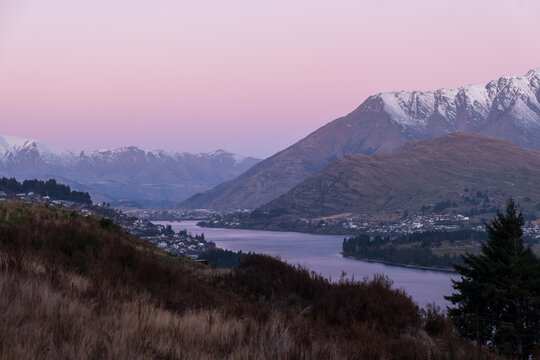 Queenstown pink hues