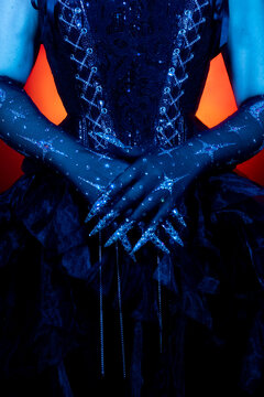 Drag nails in blue