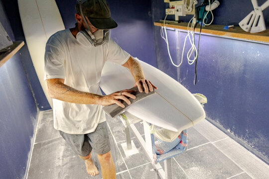 Surfboard shaper sanding board 