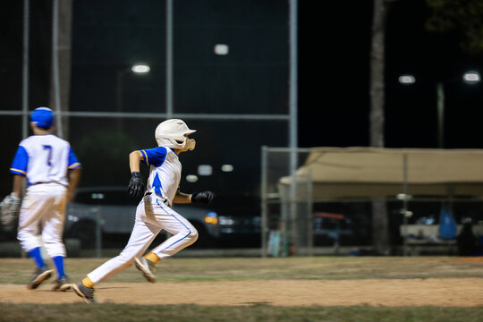 Baseball baserunner