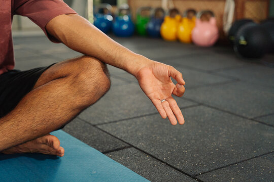 Practicing Mindfulness and Relaxation in a Gym Setting