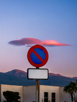 Colorful and solitary cloud.