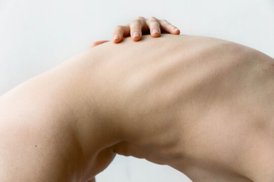 Curved naked body