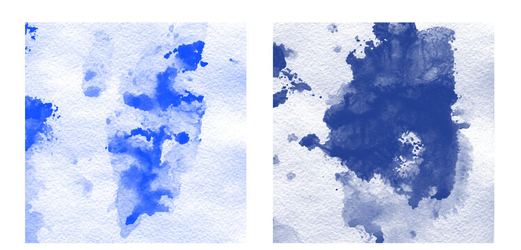 Manchas de acuarela azul abstractas texturizadas sobre fondo blanco
