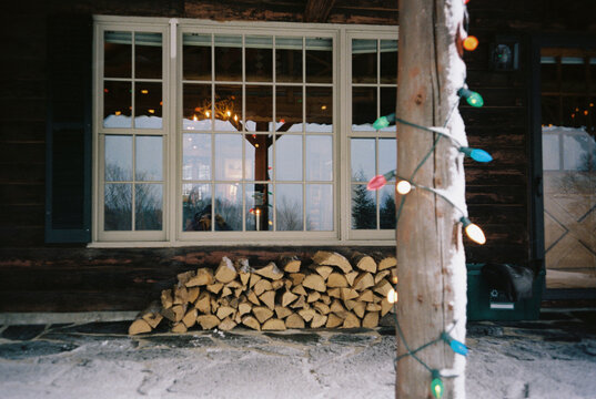 Vermont Log Cabin window winter Film firewood