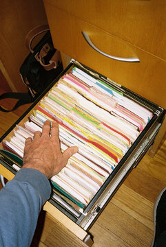 Home Office File drawer Hand UGC