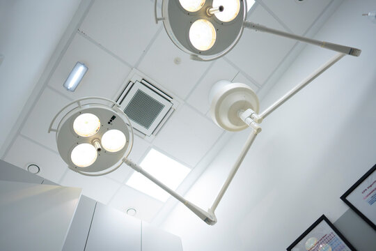 Bright lights in a medical examination room