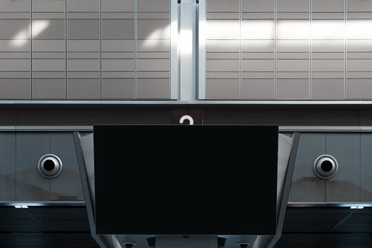 station screen
