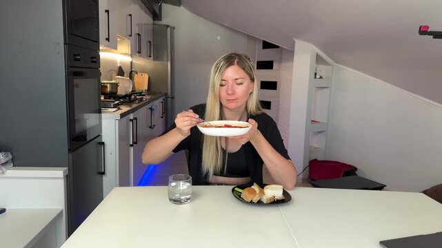 Blonde White Woman Eating From Bowl Sideprofile Laptop Nearby Quiet Study Break Bread Plate Cucumber Solo