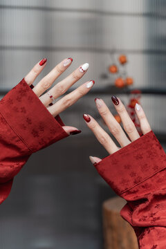 Chinese New Year Horse Manicure
