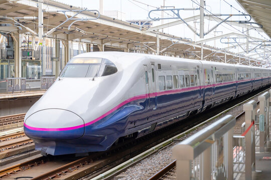 東北新幹線・E2系