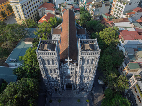 Symmetrical Cathedral Top