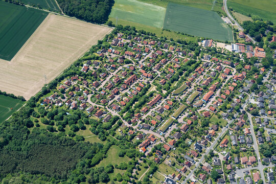 H&auml;cklingen Ortsteil von L&uuml;neburg Wohnen im Gr&uuml;nen
