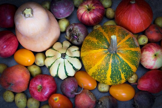 Various colorful vegetables