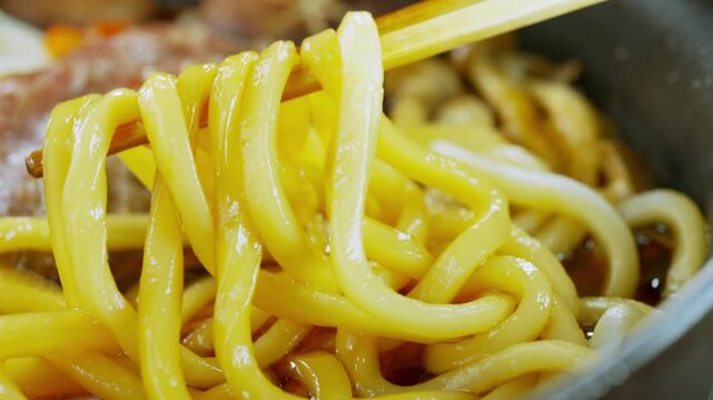 すき焼き締めのうどん