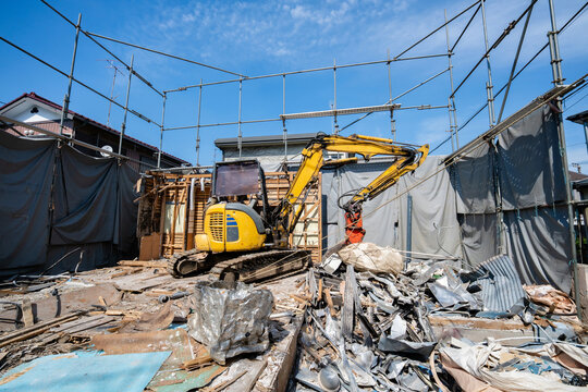 解体された住宅