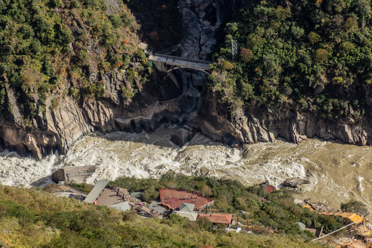 Jinsha river in Tiger Leaping Gorge, Yunnan province, China