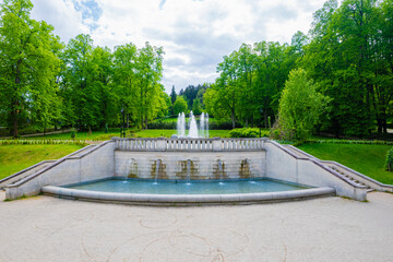 Park Szachowy w Polanicy-Zdroju to najbardziej urokliwe miejsce tutejszego Parku Zdrojowego. Południowo-zachodnia części Parku Zdrojowego i swoją tematyką nawiązuje do szachów. © Franciszek