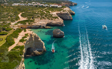 Praia do Carvalho, Algarve, Portugal © Aleksandra