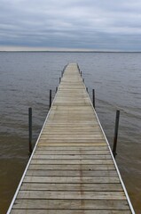 Obraz premium Long walk on the water