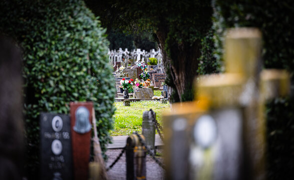 Letzte Ruhe &ndash; Stille Momente auf einem alten Friedhof