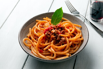 Naklejka premium Pici al ragù di cinta Senese, tipica Pasta Italiana 