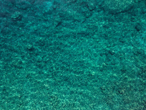 Pattern of turquoise sea water