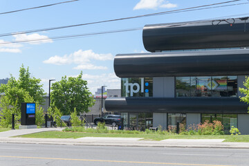 Fototapeta premium exterior of Albert Campbell District Library, Toronto Public Library, designed by Fairfield & DuBois Architects, 1971, located at 496 Birchmount Rd near Danforth Rd, Scarborough