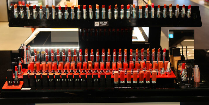 MUNICH GERMANY: Duty free shop in Munich International Airport, Germany. The Munich Airport (MUC) Germany's second busiest airport is a major hub for Lufthansa (LH)