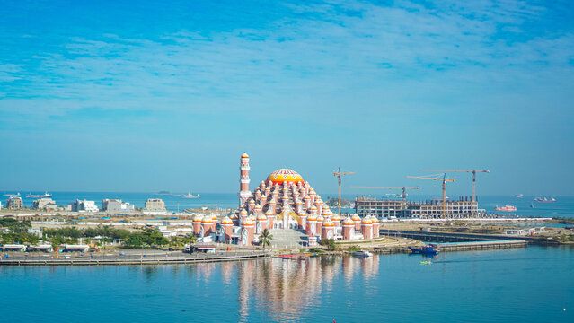 Grand Mosque with Multiple Domes Architecture