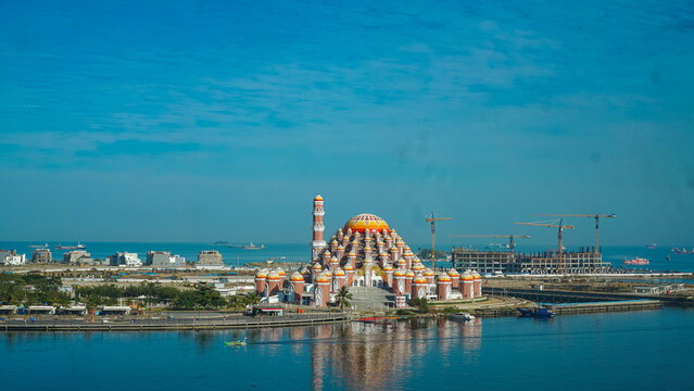 Grand Mosque with Multiple Domes Architecture