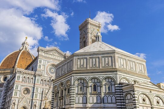 Florence Cathedral with dome, campanile and coloured marble fa&ccedil;ade, Florence, Tuscany, Italy