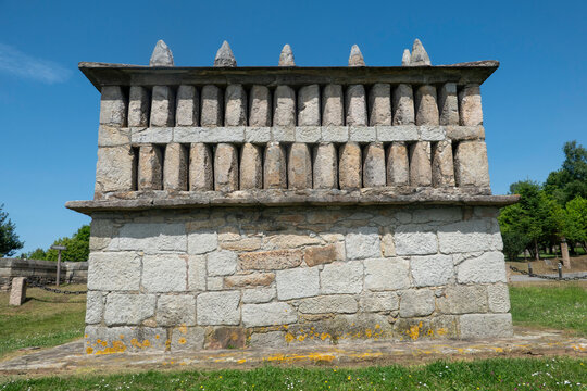 An old stone horreo granary building located in the area of ​​the San Roque viewpoint, in Viveiro, province of Lugo, Galicia, Spain.