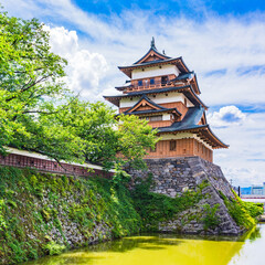 Fototapeta premium 諏訪高島城 は 諏訪湖 に面した 水城 【 諏訪 の 城 】＊敷地外から撮影