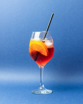 Classic Aperol Spritz cocktail with orange. Alcoholic drinks. Bar.