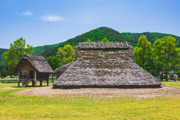 平出遺跡　縄文の村　 © kikisora