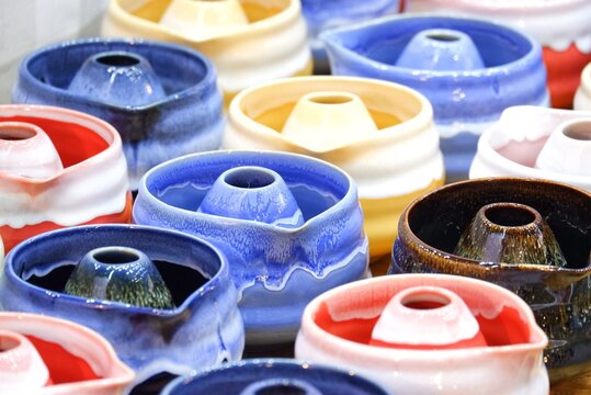 Many of Japanese Matcha tea cups or tea bowls or Chawans in a row