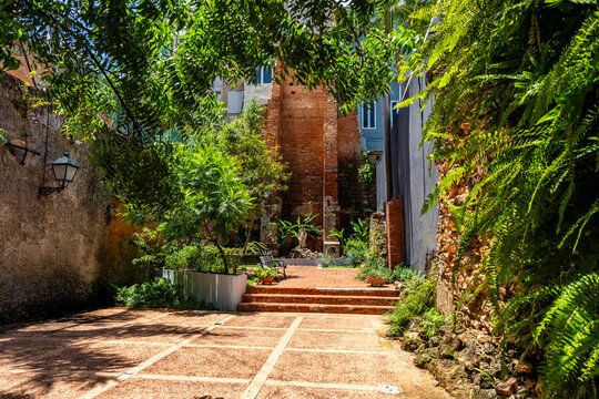 Park in Old San Juan Puerto Rico, Parque San Francisco